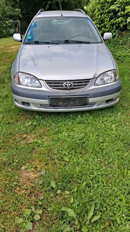 Toyota Avensis 2001