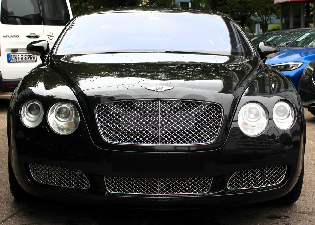 Bentley Continental 2004