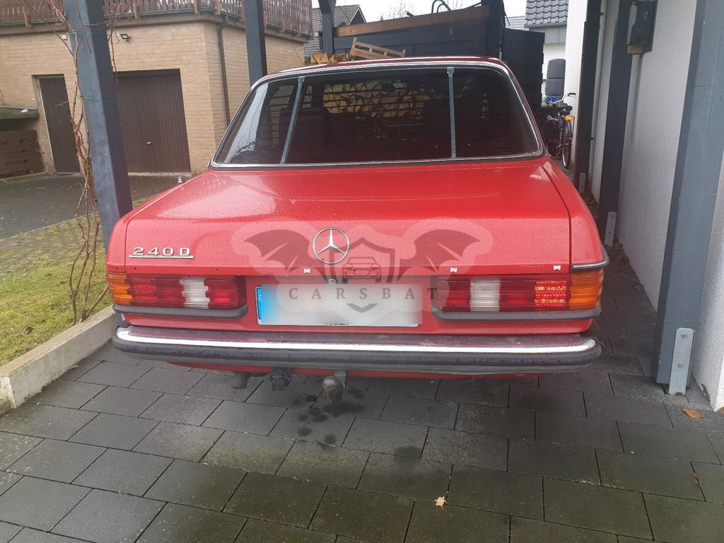 Mercedes-Benz 240 1980