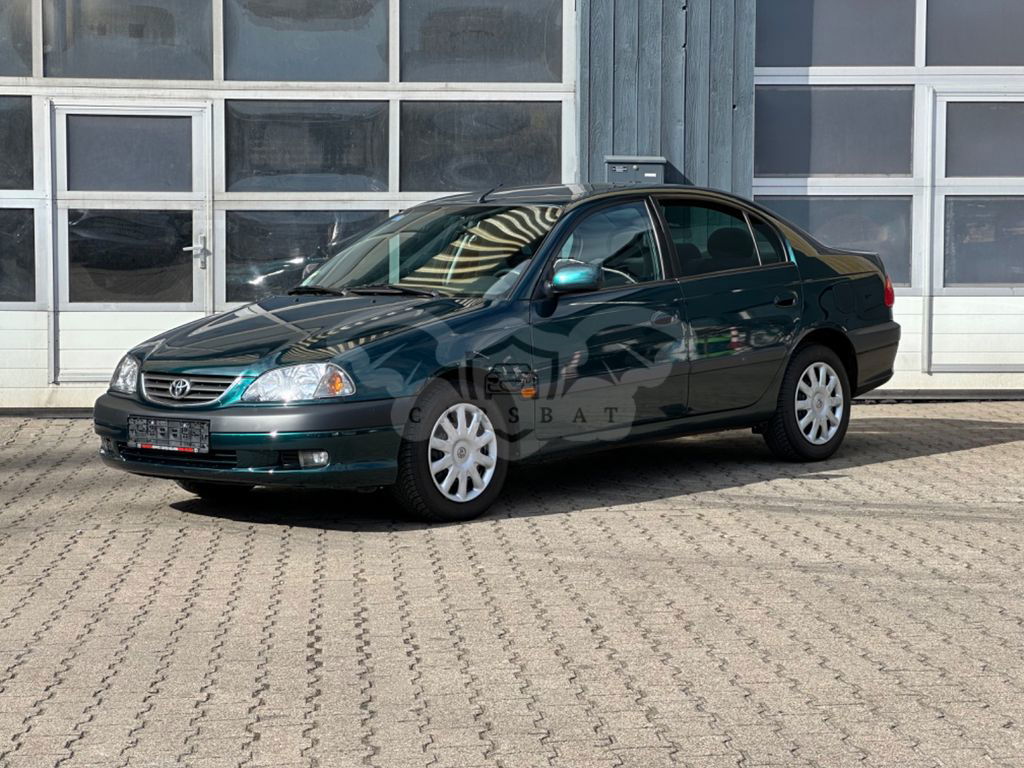 Toyota Avensis 2001