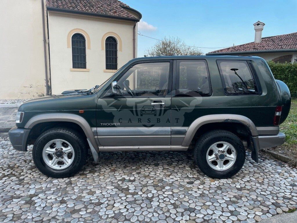 Isuzu Trooper 2001