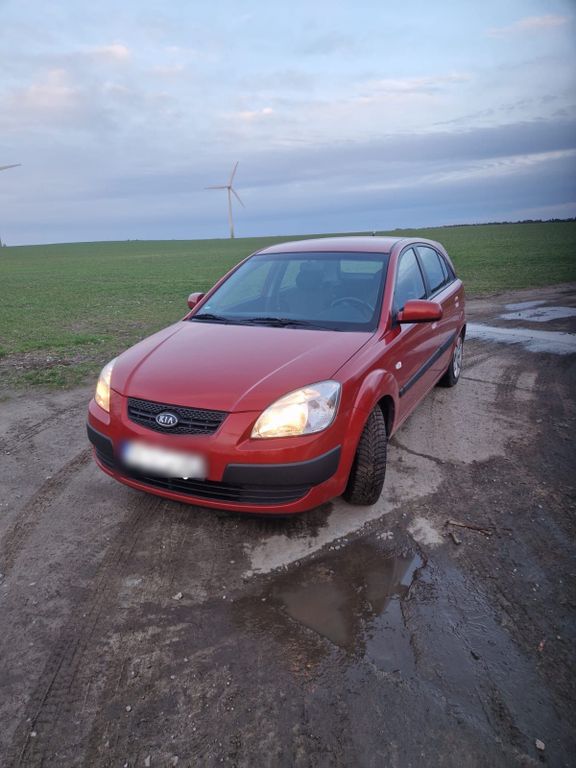 Kia Rio 2003