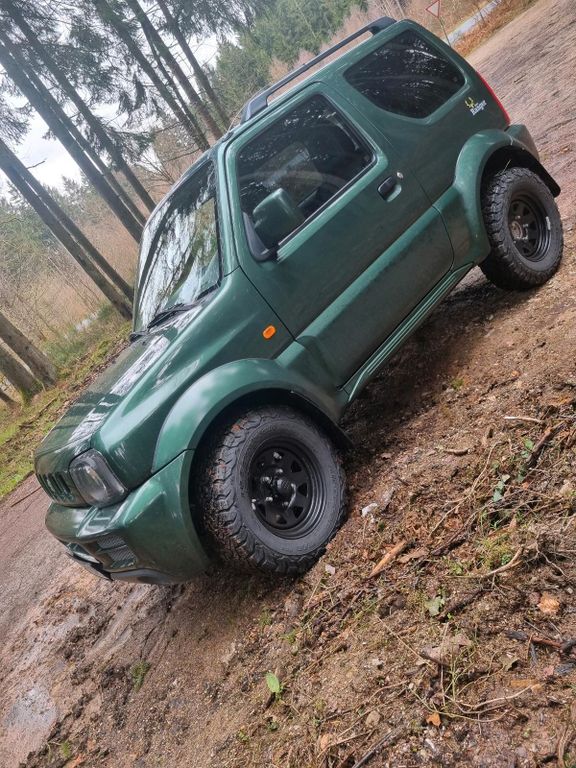 Suzuki Jimny 2011