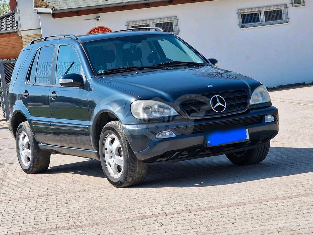 Mercedes-Benz 270 2004