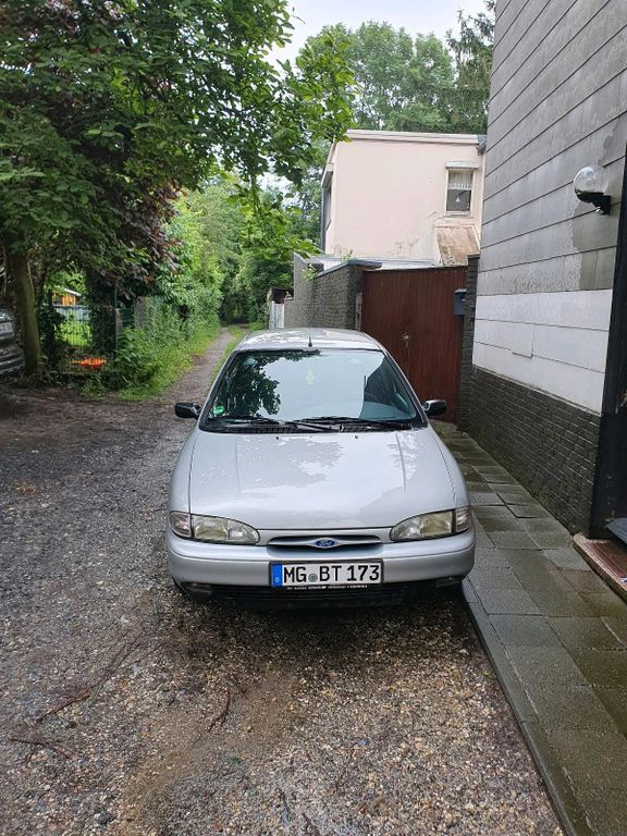 Ford Mondeo 1996
