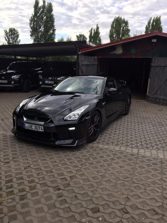 Nissan GT-R 2017