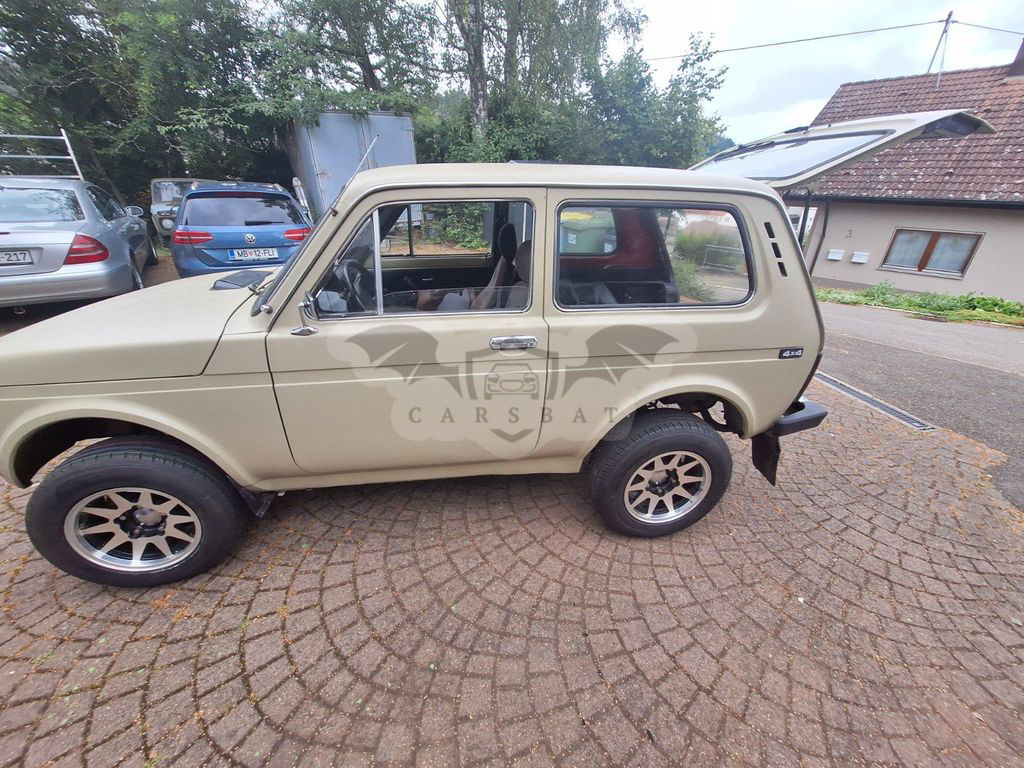 Lada Niva 1996