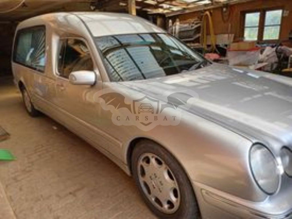 Mercedes-Benz 270 2001
