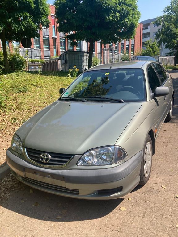 Toyota Avensis 2001