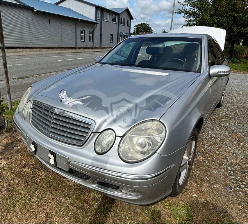 Mercedes-Benz 270 2002