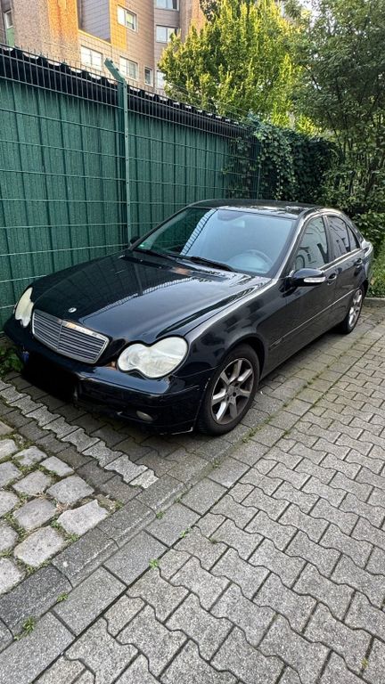 Mercedes-Benz C 200 2003
