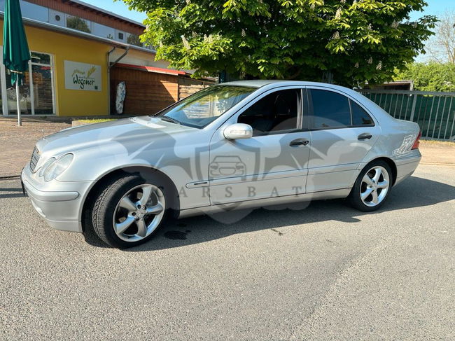Mercedes-Benz C 200 2003