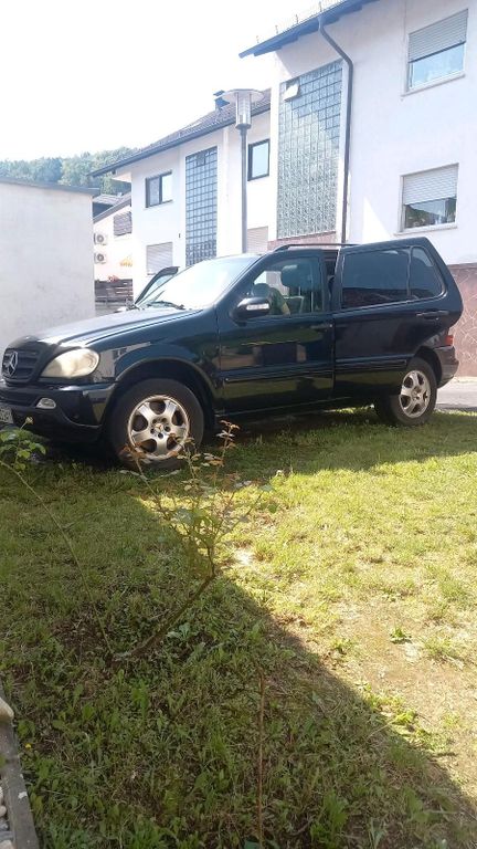 Mercedes-Benz 270 2004