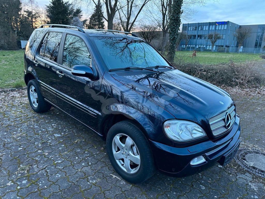Mercedes-Benz 270 2005