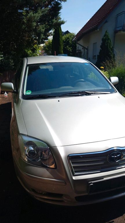 Toyota Avensis 2001