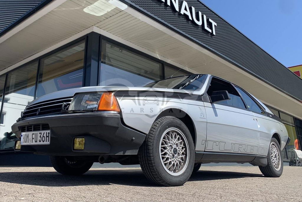 Renault Fuego 1983
