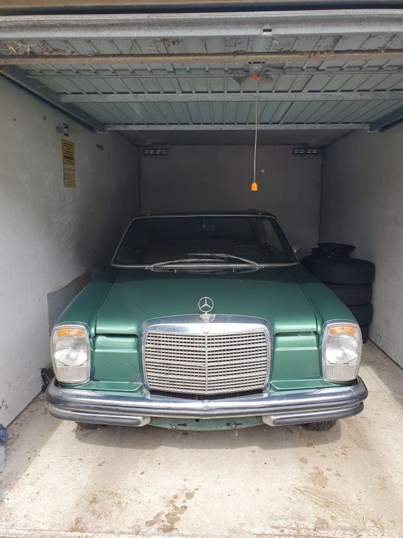 Mercedes-Benz 250 1972