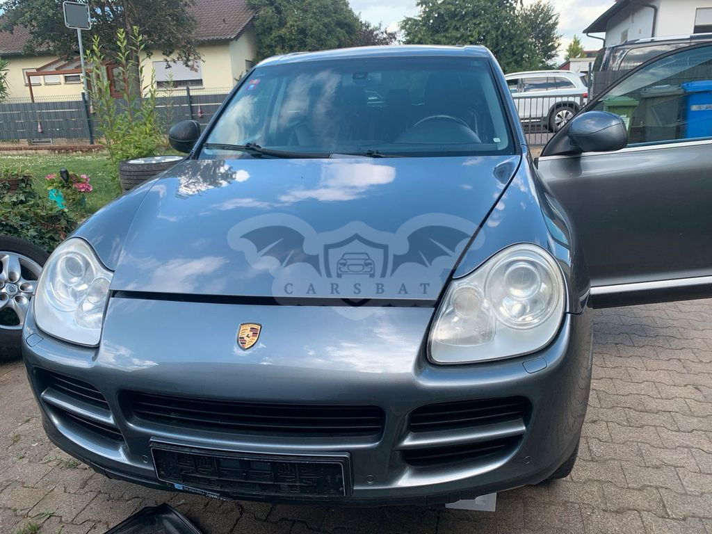 Porsche Cayenne 2003