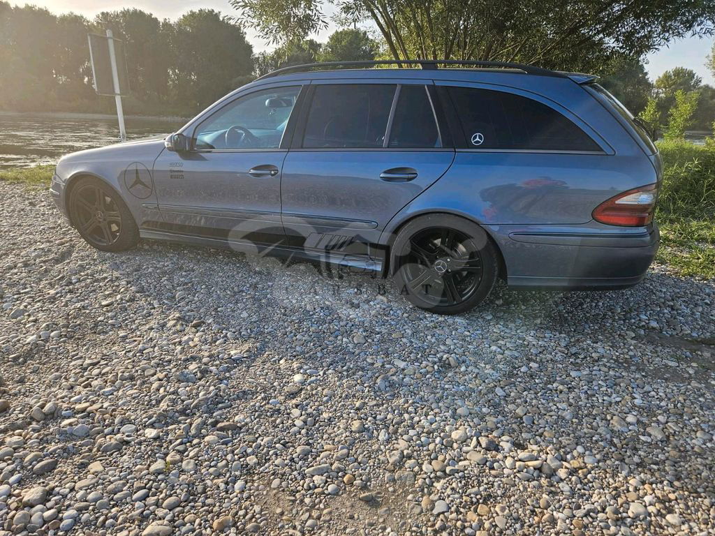 Mercedes-Benz 270 2003
