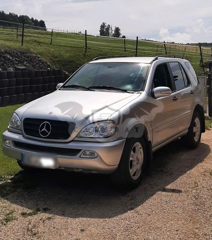 Mercedes-Benz 270 2002