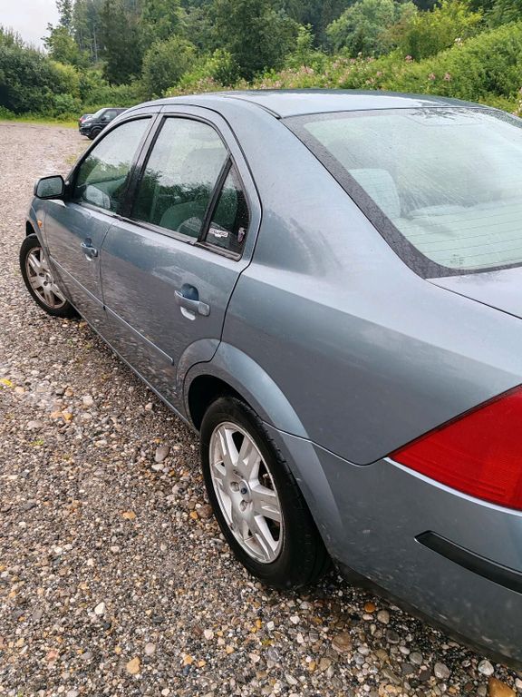 Ford Mondeo 2001