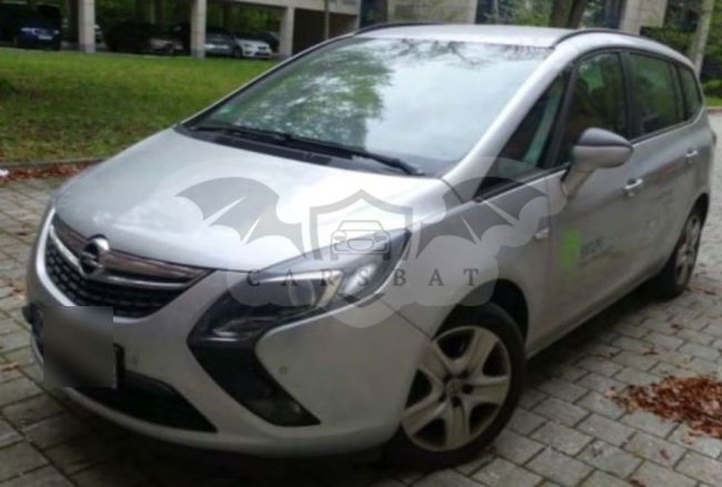 Opel Zafira 2015
