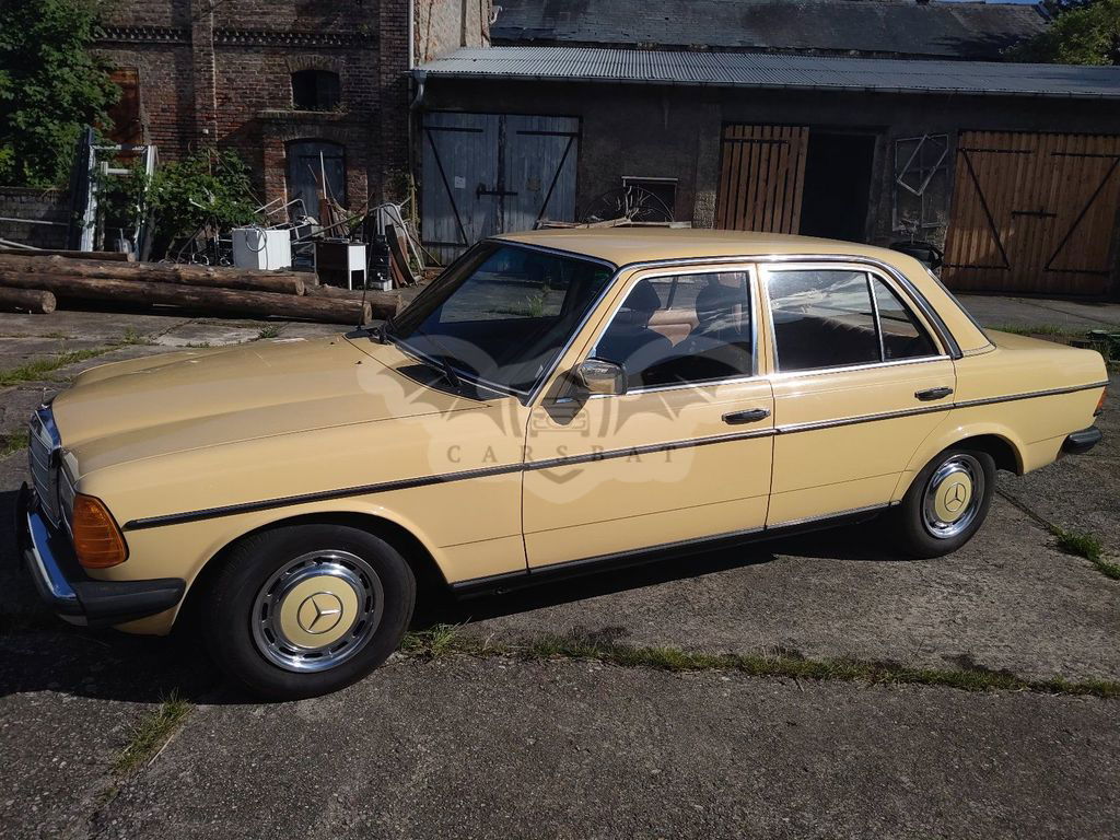 Mercedes-Benz 240 1981